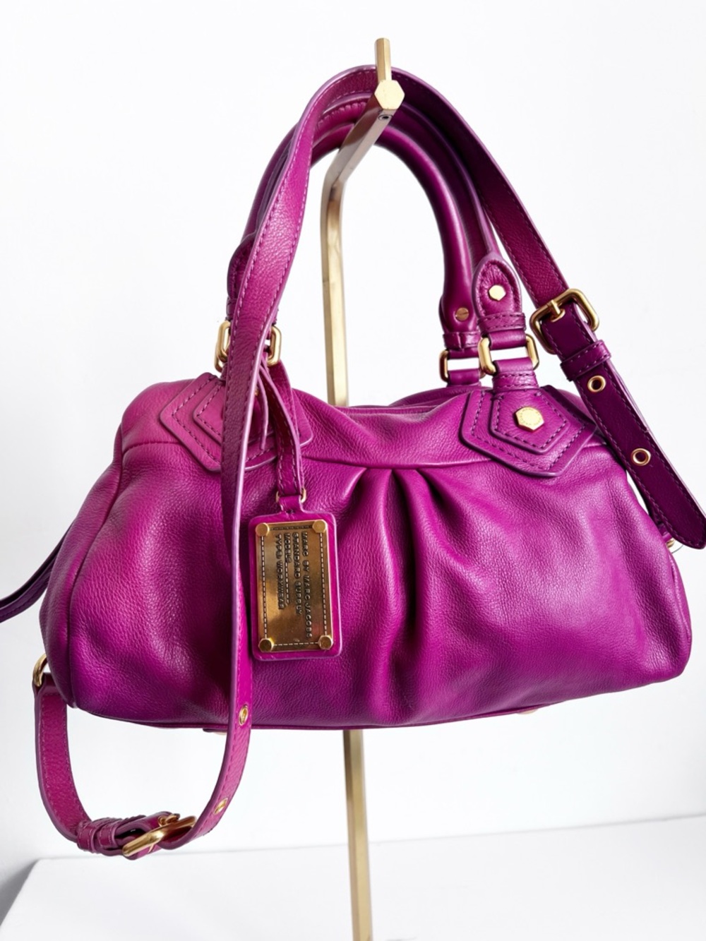 Marc Jacobs Bold Pink Fuchsia Magenta Pebbled Leather Shoulder Bag Gold Hardware
